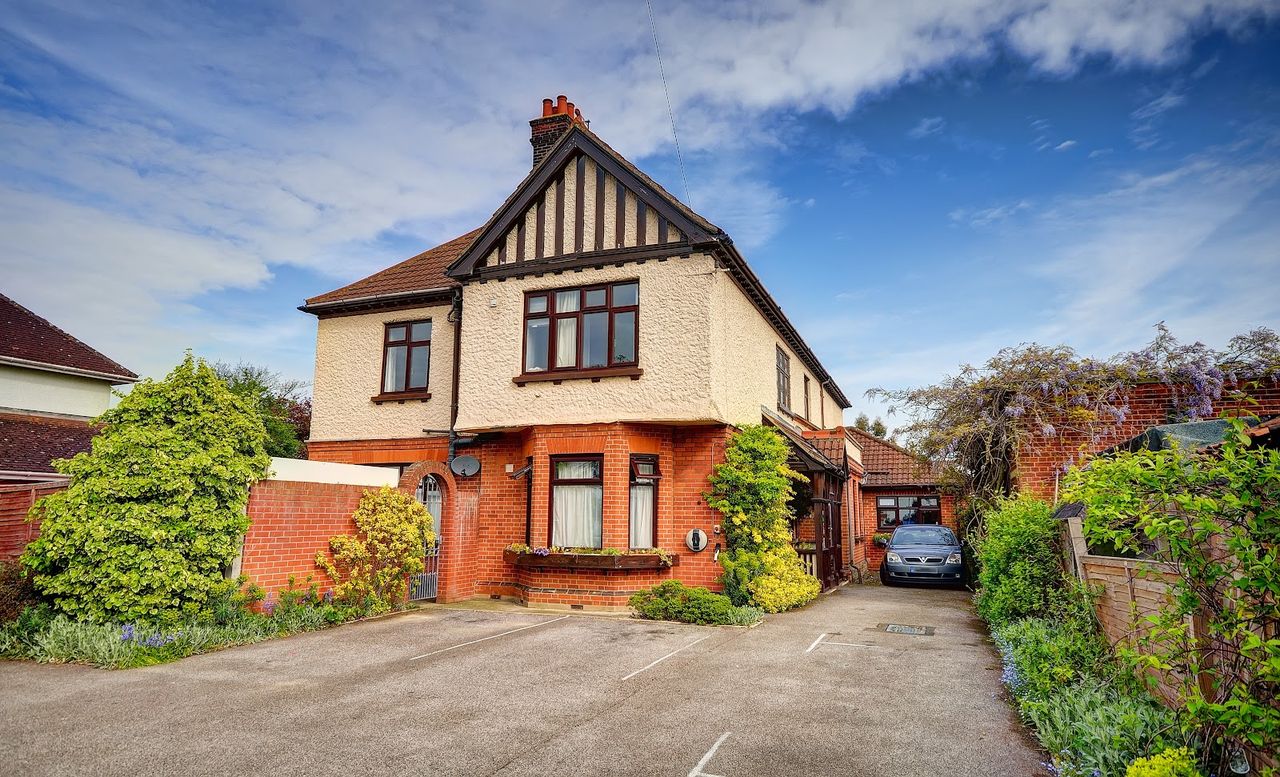 Lattice Lodge, Ipswich